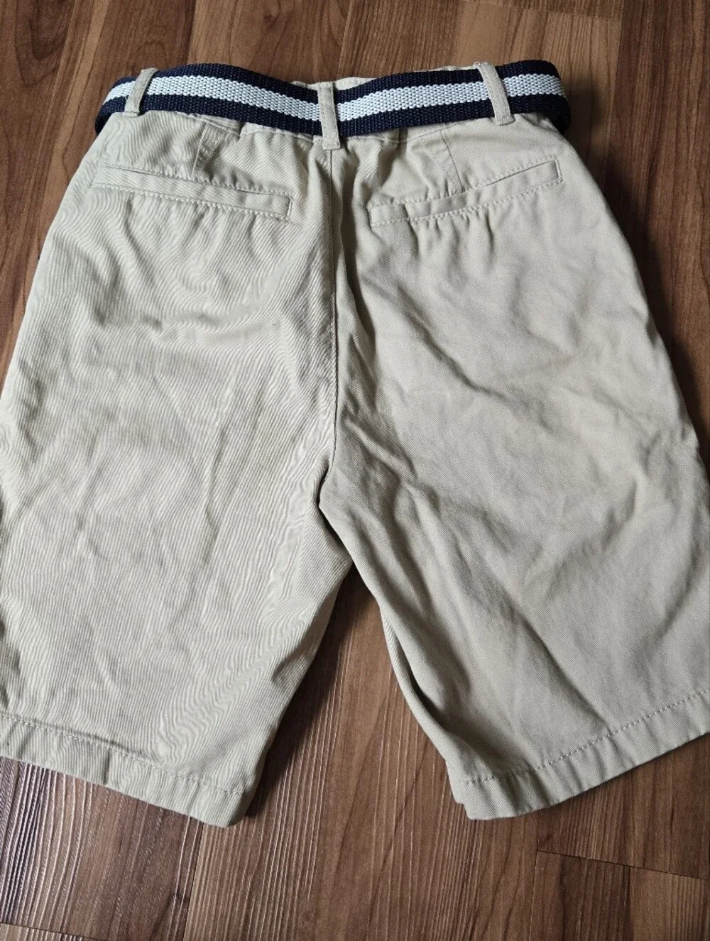 Kids Tan Chino Shorts School Uniform with Navy Woven Belt Sz 8 VGUC